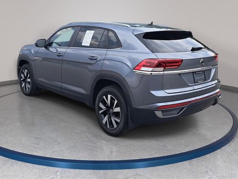 Used 2022 Volkswagen Atlas Cross Sport SE AWD/4WD image 7