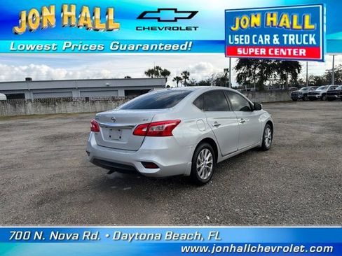 Used 2017 Nissan Sentra SV w/ Style Package image 11