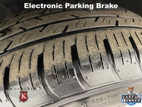 Used 2022 Nissan Rogue Sport SV w/ Technology Package image 9