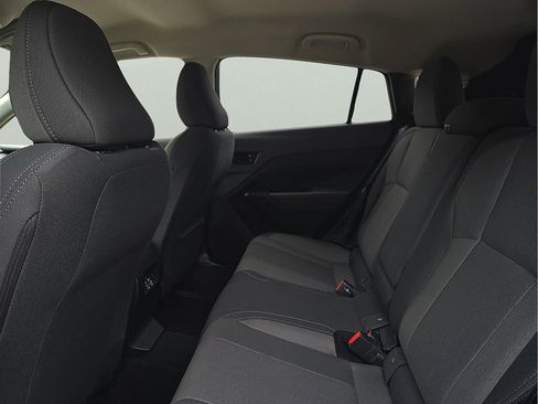 Certified 2025 Subaru Crosstrek 2.0i Premium image 10