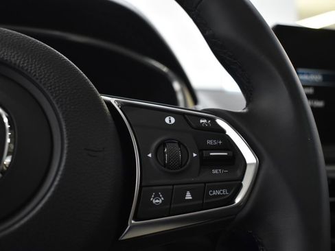 Used 2025 Acura MDX SH-AWD w/ Technology Package image 28
