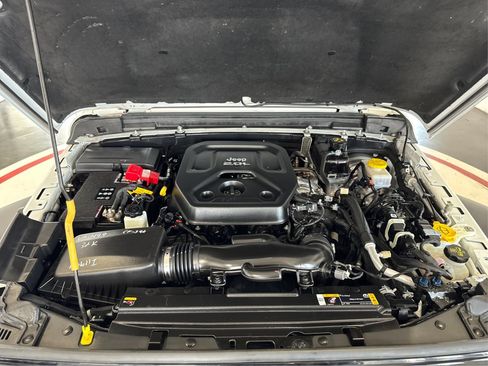 Used 2021 Jeep Wrangler Unlimited Sport image 11