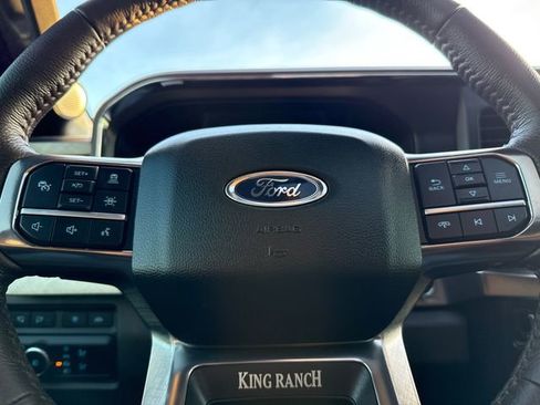 Used 2024 Ford F250 King Ranch w/ FX4 Off-Road Package image 29