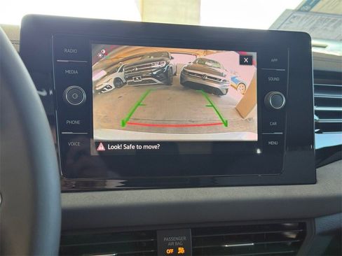 New 2026 Volkswagen Jetta SE image 22