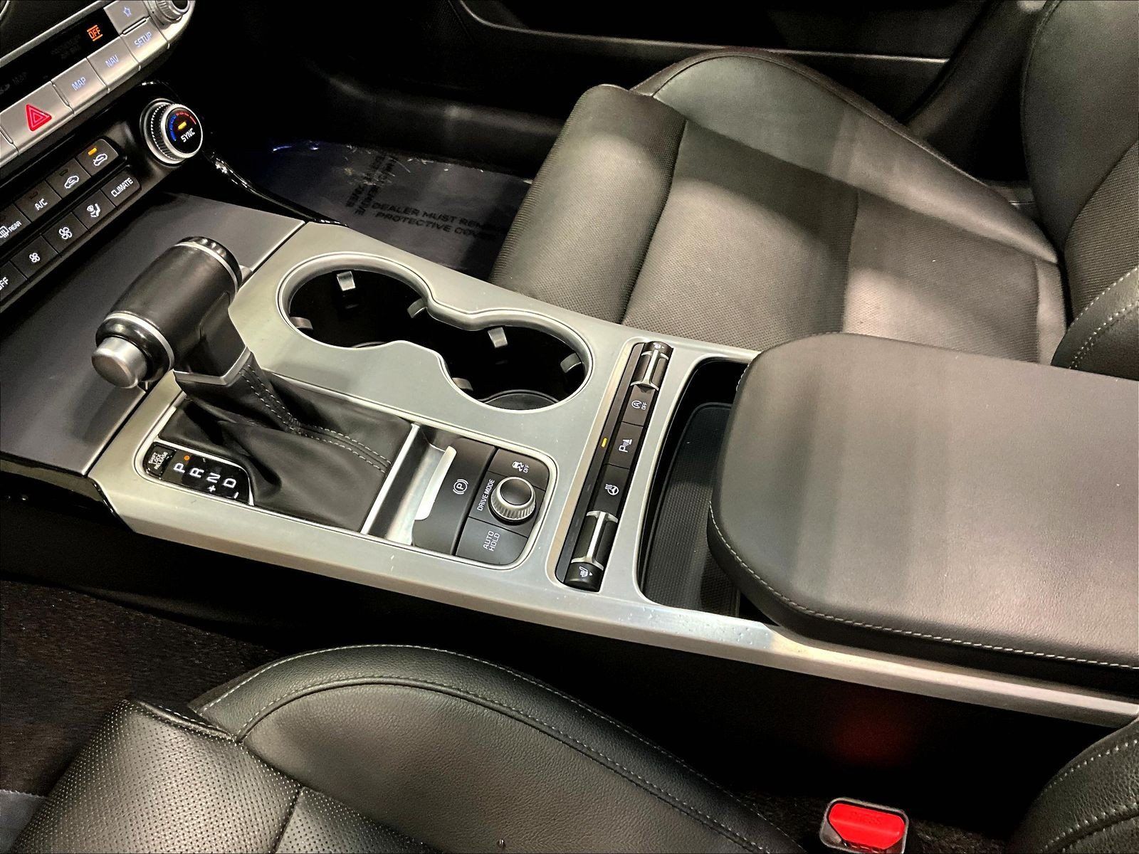 Used 2018 Kia Stinger GT1 AWD/4WD image 18