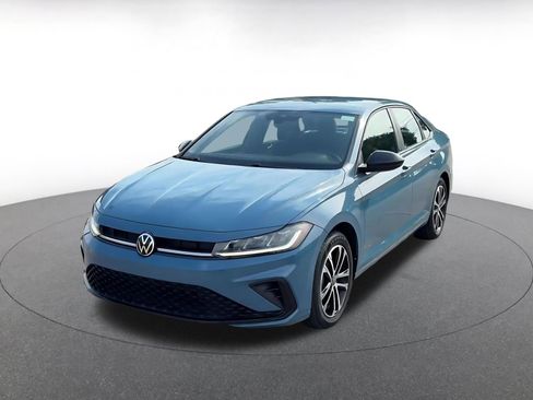 Used 2025 Volkswagen Jetta Sport FWD image 5