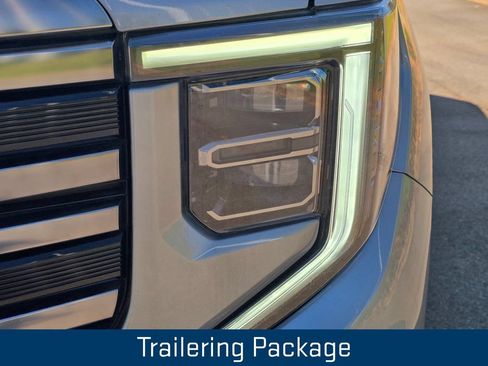 Certified 2024 GMC Sierra 1500 AT4 w/ Technology Package AWD/4WD image 8