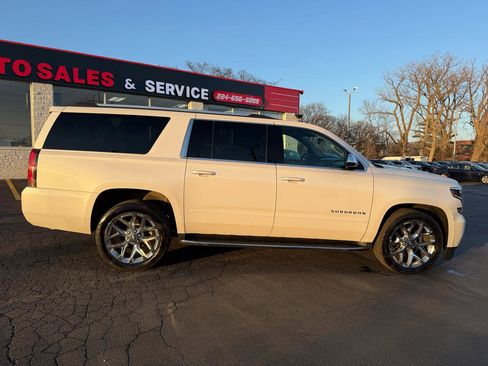 Used 2020 Chevrolet Suburban Premier image 8