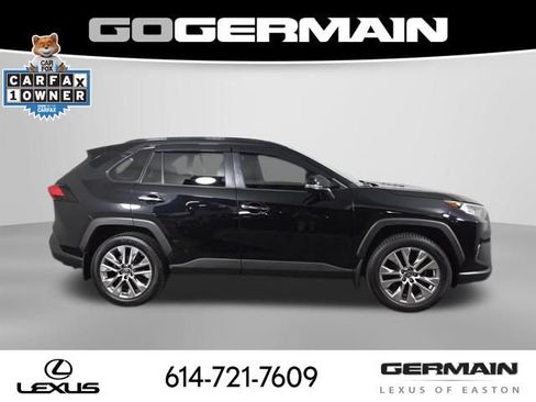 Used 2019 Toyota RAV4 Limited w/ Cold Weather Package AWD/4WD image 5