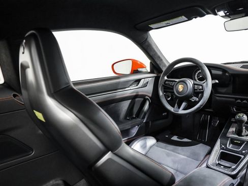 Used 2022 Porsche 911 GT3 image 31