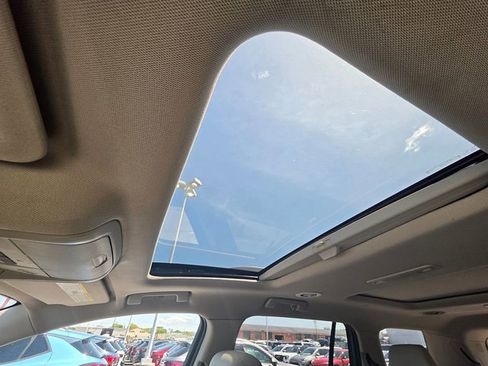 Used 2019 GMC Acadia Denali w/ Technology Package AWD/4WD image 42