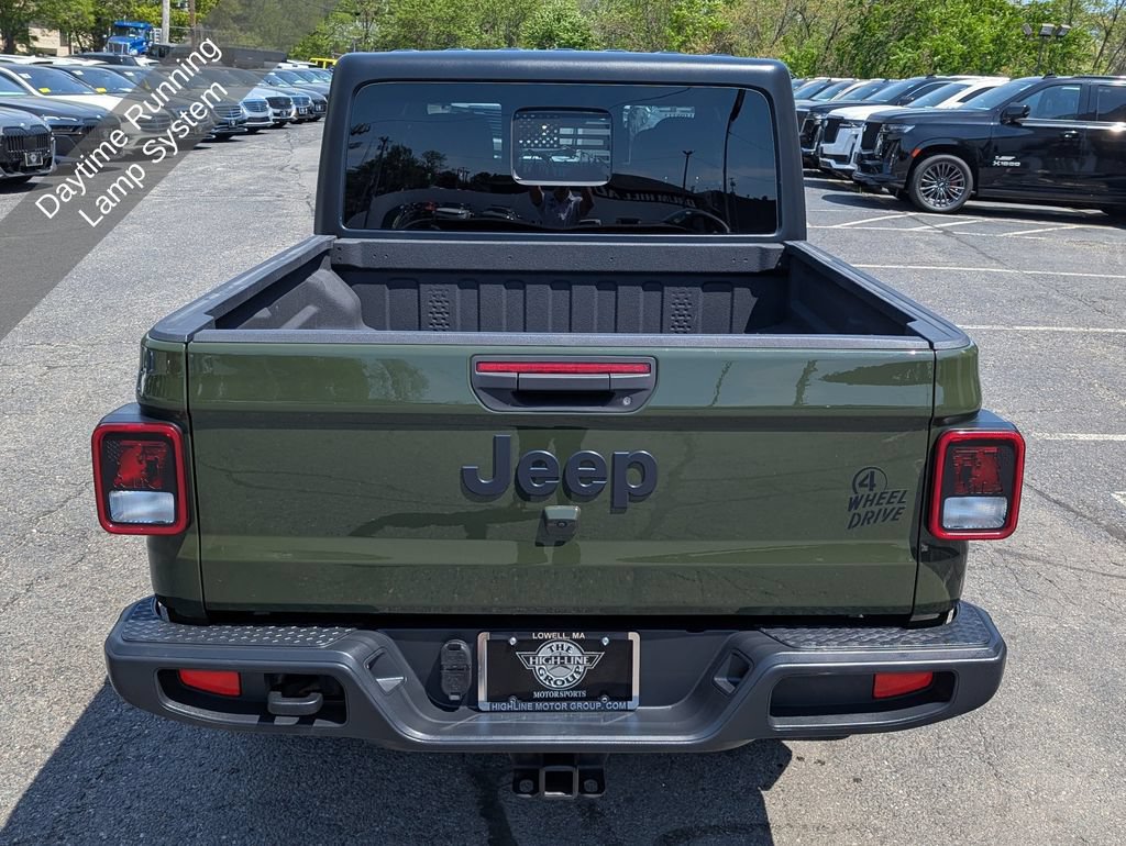 Used 2022 Jeep Gladiator Sport AWD/4WD image 10