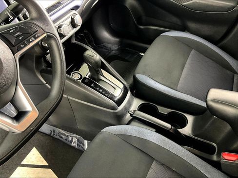 Certified 2023 Nissan Versa SV FWD image 18