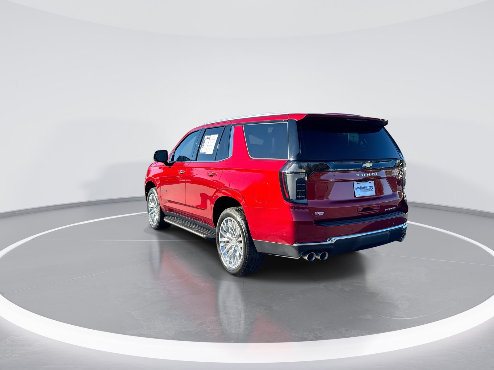 Used 2025 Chevrolet Tahoe Premier AWD/4WD image 7