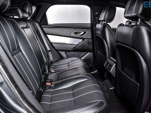 Used 2021 Land Rover Range Rover Velar R-Dynamic S image 23