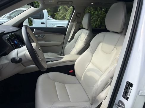 Used 2023 Volvo XC90 B6 Plus w/ Protection Package Premier AWD/4WD image 26