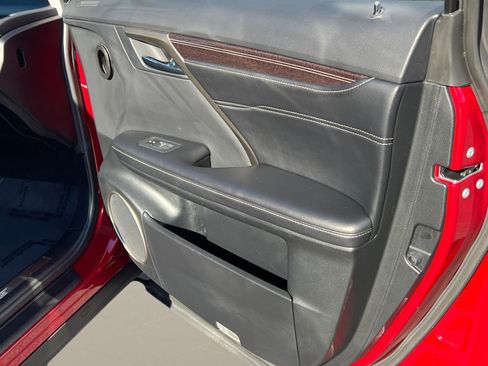 Certified 2022 Lexus RX 350L Luxury image 15