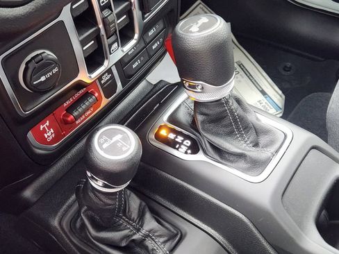 New 2026 Jeep Wrangler Unlimited Sport AWD/4WD image 15
