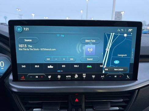 New 2026 Ford Escape Active w/ Active Premium Tech Pack image 18