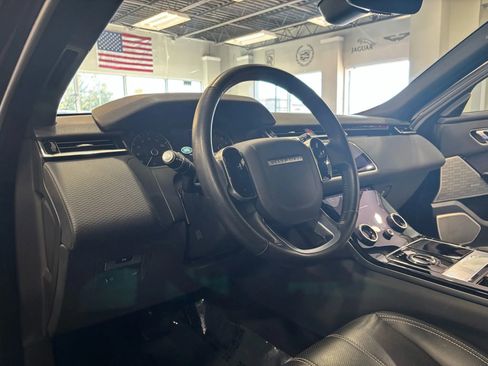 Used 2020 Land Rover Range Rover Velar S image 9