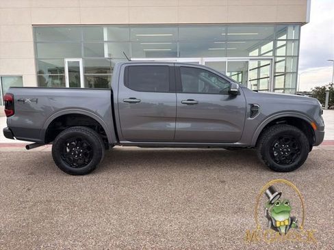 Used 2025 Ford Ranger Lariat w/ Black Appearance Package AWD/4WD image 3