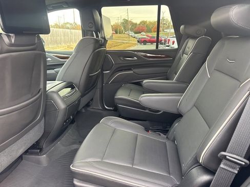 Used 2021 Cadillac Escalade Premium Luxury w/ LPO, Radiant Package image 14