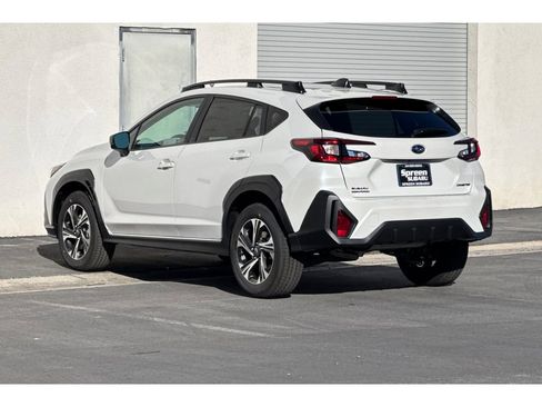 Used 2026 Subaru Crosstrek 2.0i Premium image 5