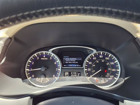 Used 2020 INFINITI QX60 Luxe w/ Essential Package FWD image 30