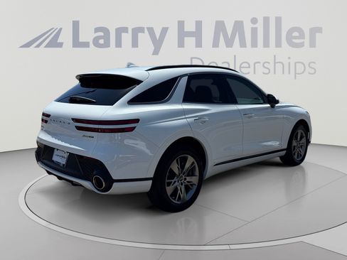 Used 2024 Genesis GV70 3.5T Sport AWD/4WD image 5