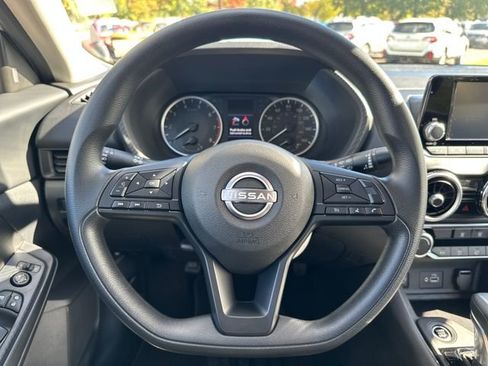 Used 2025 Nissan Sentra S image 13