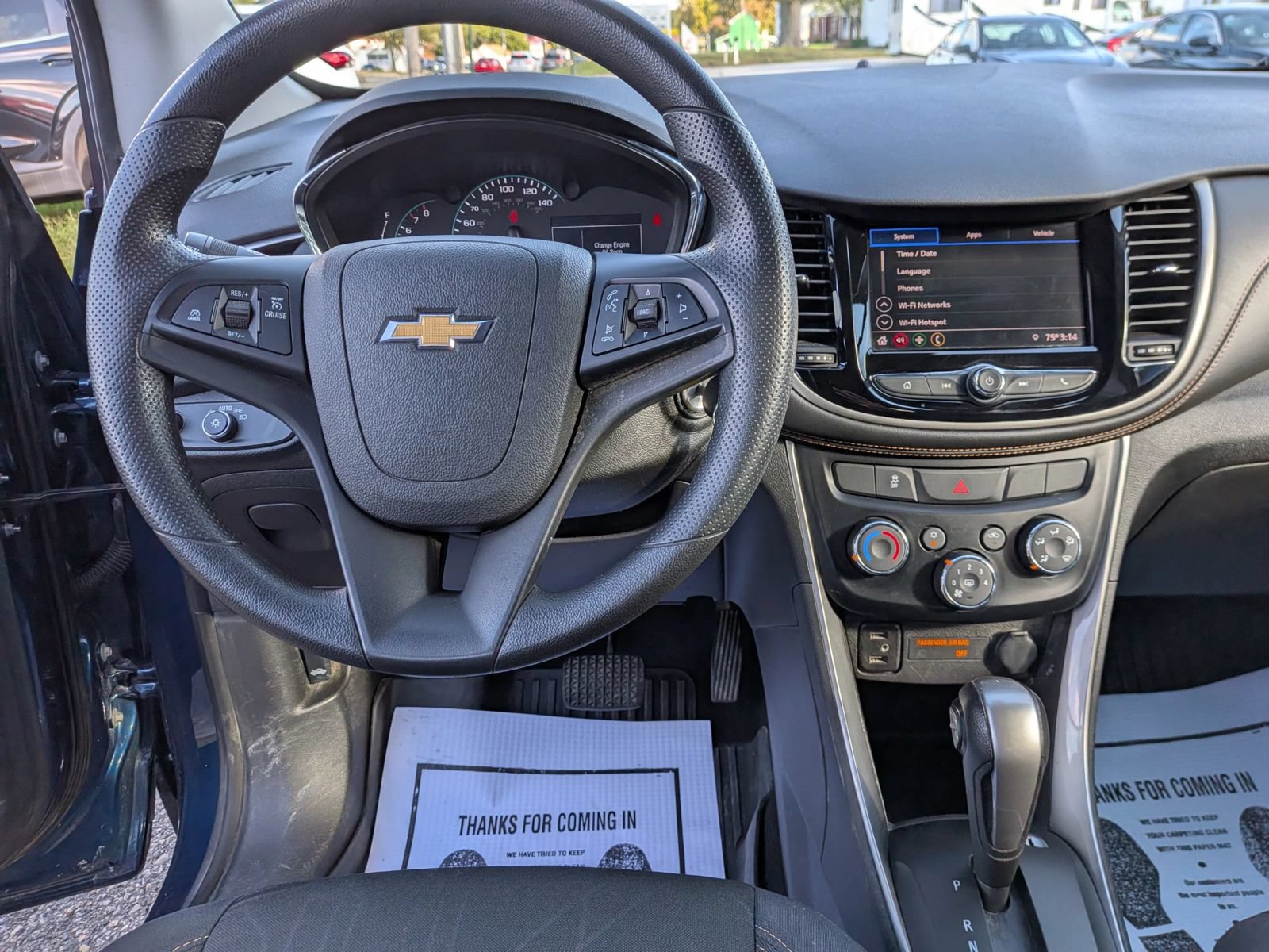 Used 2020 Chevrolet Trax LT FWD image 36