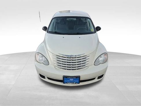 Used 2007 Chrysler PT Cruiser image 2