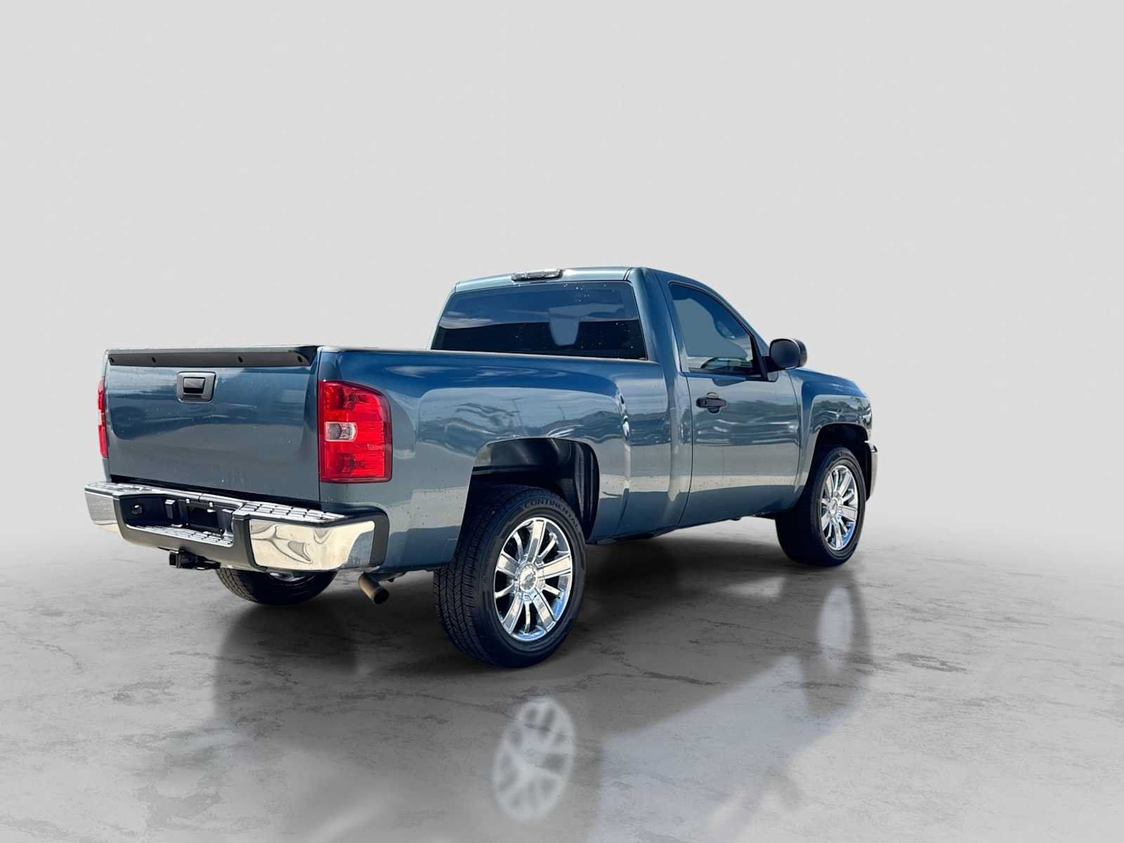 Used 2008 Chevrolet Silverado 1500 W/T w/ LS Package RWD image 6