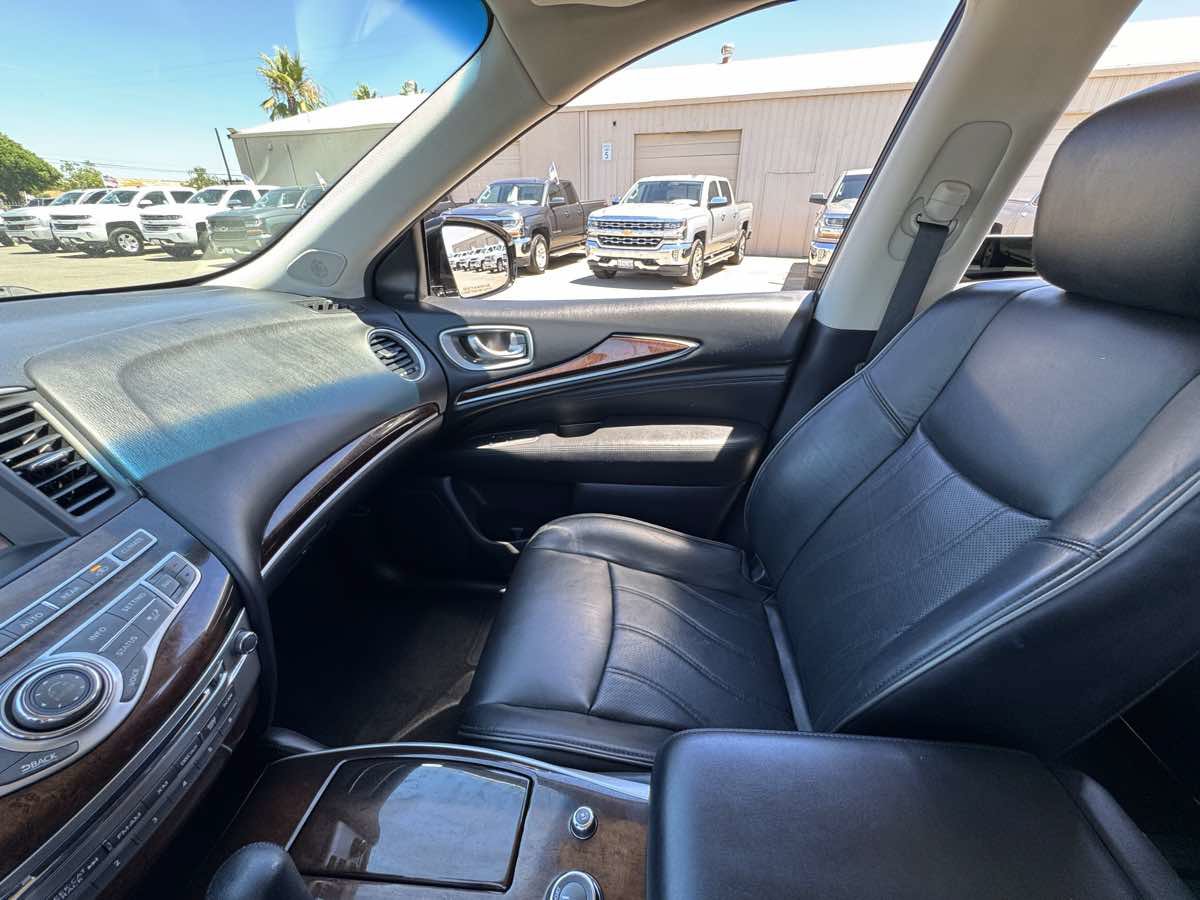 Used 2015 INFINITI QX60 Luxe w/ Deluxe Touring Package AWD/4WD image 41