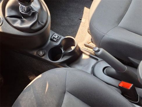 Used 2015 FIAT 500 Pop image 29