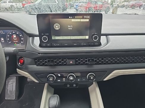 Used 2023 Honda Accord LX image 13