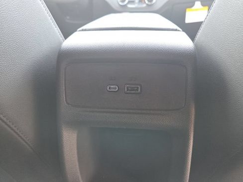 New 2026 Buick Envista Preferred FWD image 13