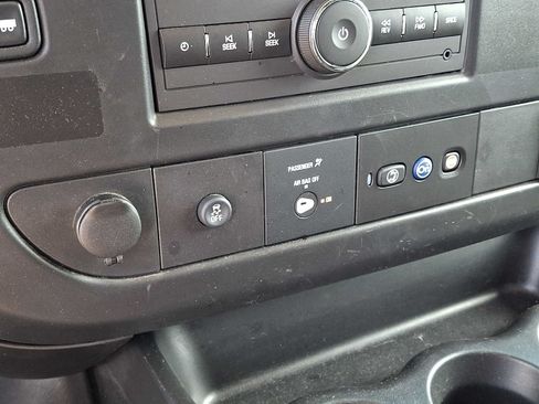 Used 2025 Chevrolet Express 2500 w/ Driver Convenience Package RWD image 24