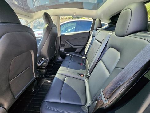 Used 2022 Tesla Model Y Performance image 61