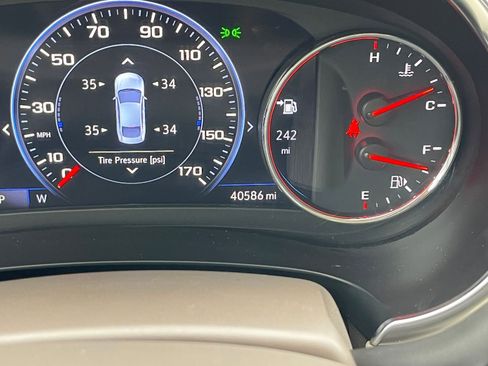 Used 2024 Chevrolet Malibu LT image 40