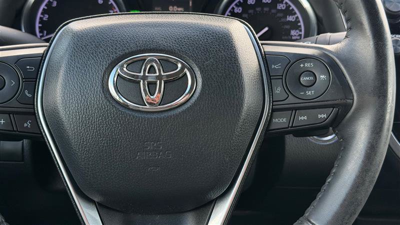 Used 2020 Toyota Camry SE w/ Convenience Package FWD image 30