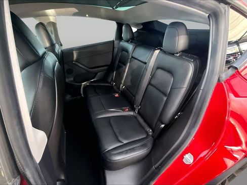Used 2020 Tesla Model Y Long Range AWD/4WD image 19