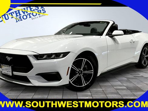 Used 2025 Ford Mustang Premium RWD image 1