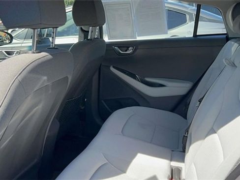 Used 2022 Hyundai Ioniq SEL image 36