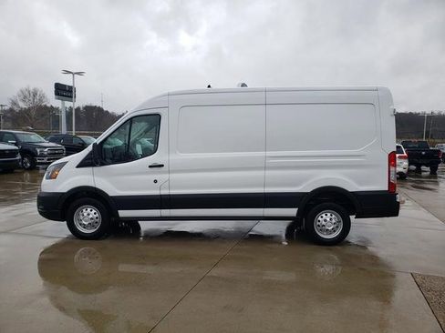 Used 2025 Ford Transit 250 148 Medium Roof Extended AWD image 5