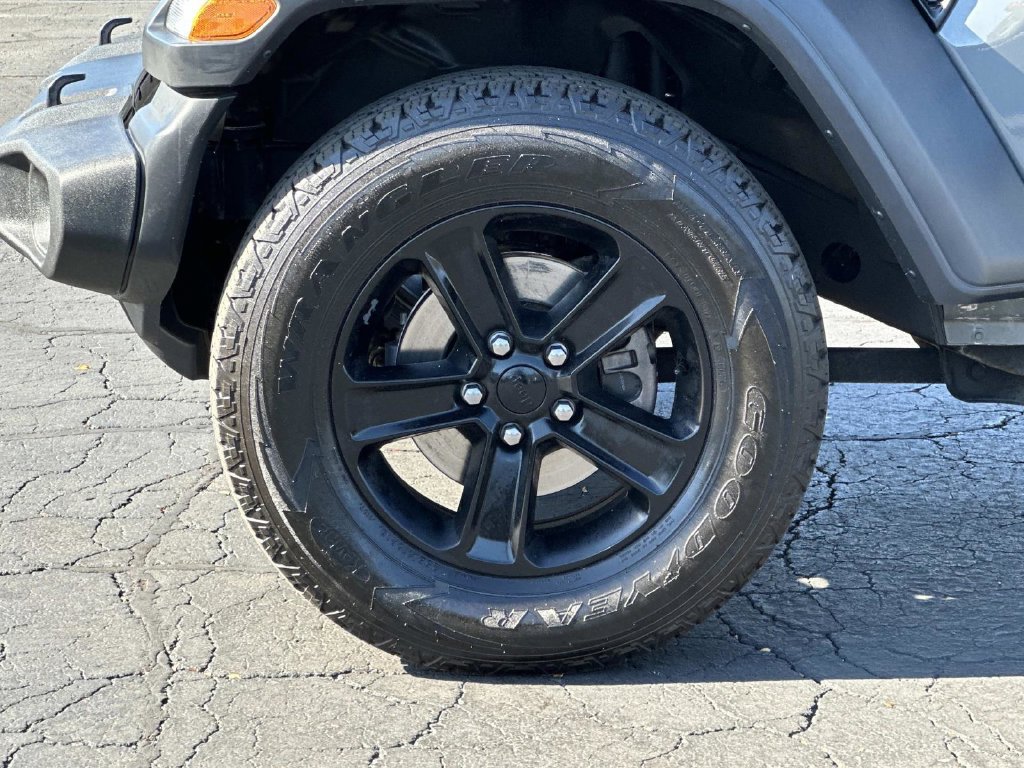Used 2020 Jeep Wrangler Unlimited Sport AWD/4WD image 9