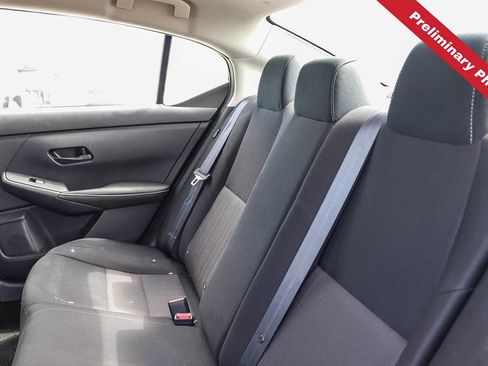 Used 2024 Nissan Sentra SV FWD image 13