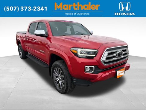 Used 2022 Toyota Tacoma Limited AWD/4WD image 7