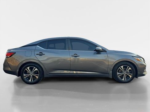 Used 2021 Nissan Sentra SV image 7