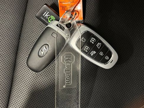 Used 2023 Hyundai Tucson Limited w/ Cargo Package AWD/4WD image 25